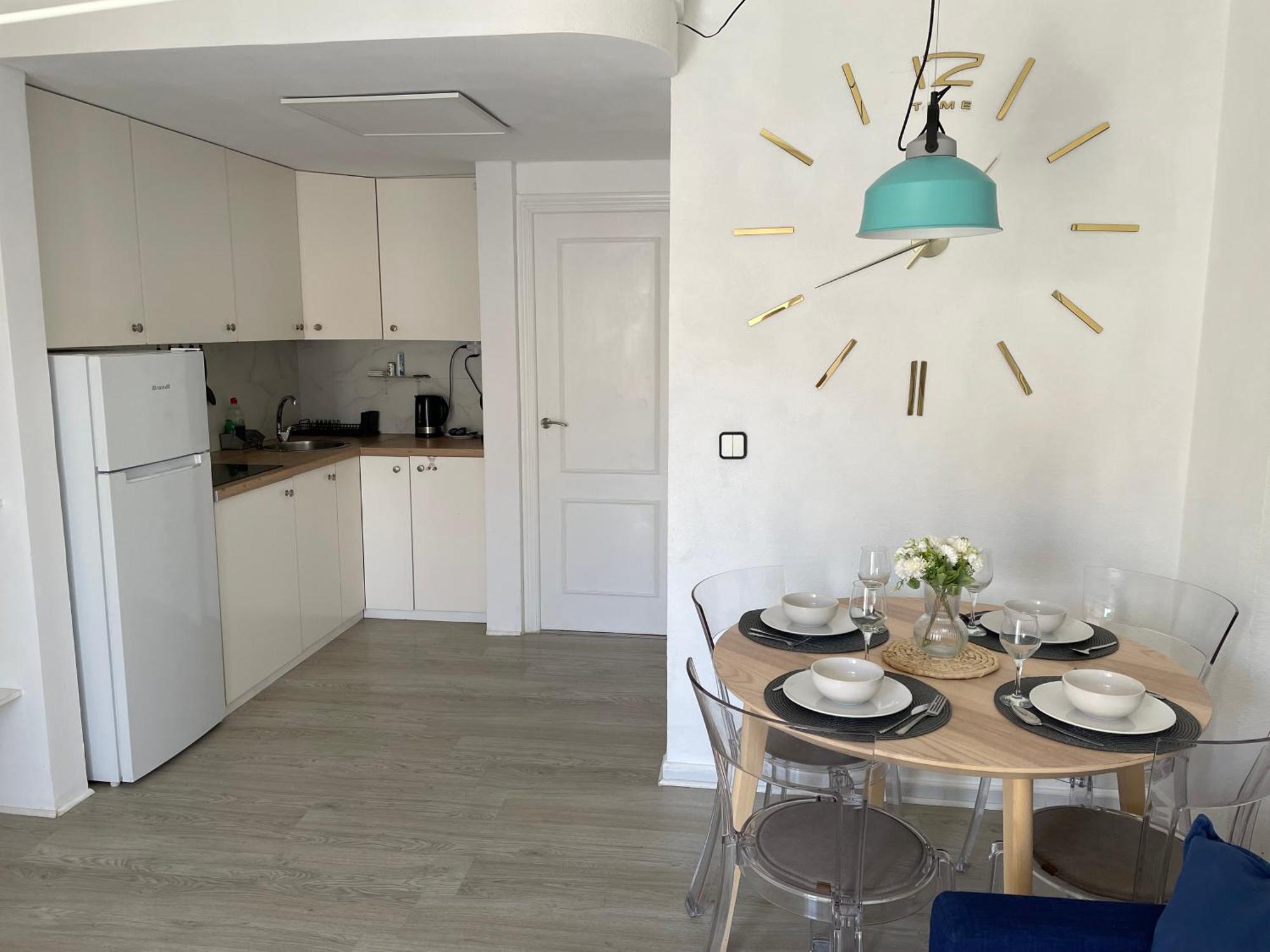 Przytulny Apartament 100M Od Plazy Торевиеха Екстериор снимка