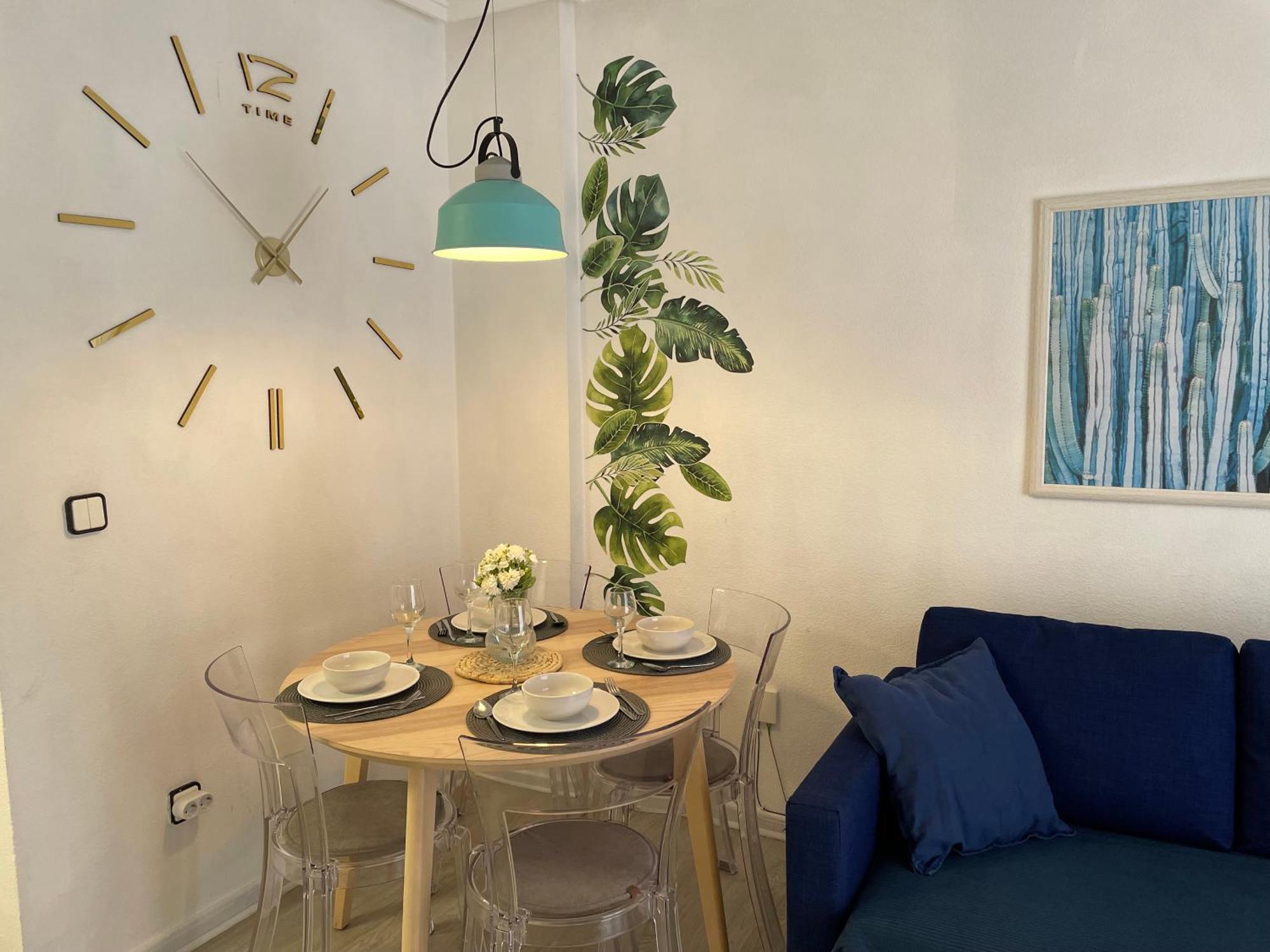 Przytulny Apartament 100M Od Plazy Торевиеха Екстериор снимка
